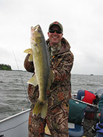 31 inch Bolton Lake Lodge Master Angler Walleye